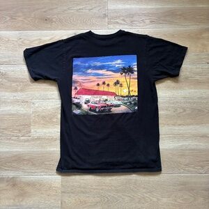 90s in-n-out burger texas sunset graphic black cotton tee mens medium vintage